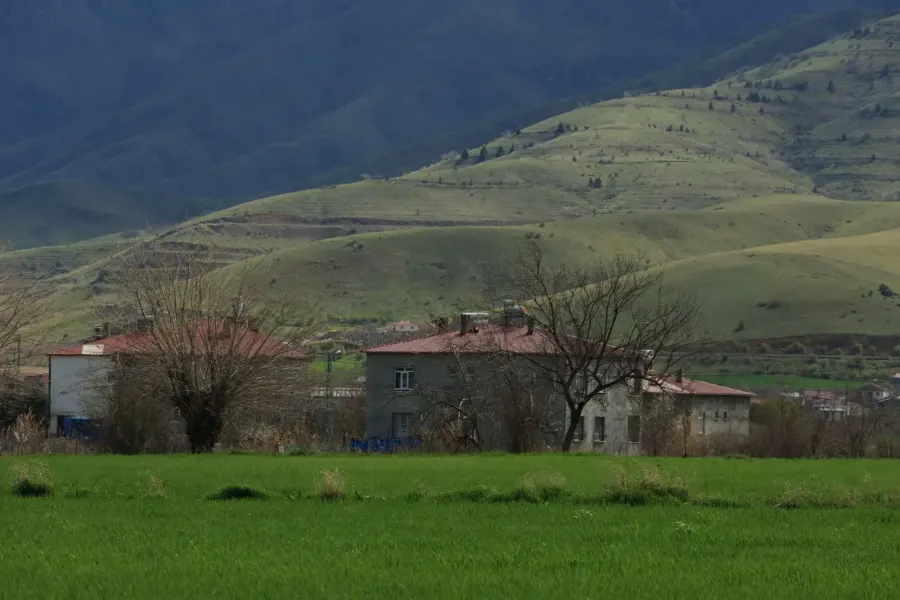 زندگی در چمستان چگونه است؟ امکانات، آب‌وهوا و شرایط سکونت