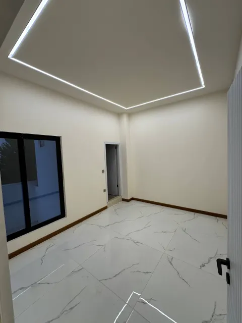 ویلا با طراحی خاص در سعادت آباد — عکس ۱۹